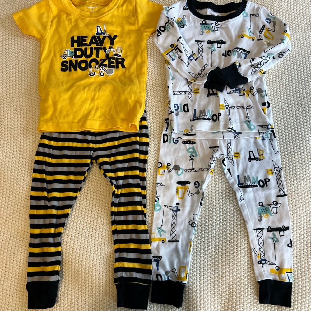 2T Carter’s Interchangeable Boys Pajamas Sets